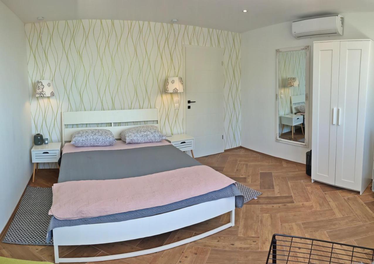 Apartments Gareta Carnac Ngoại thất bức ảnh