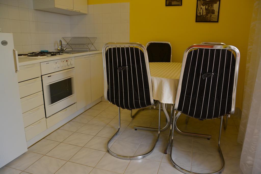 Apartments Gareta Carnac Phòng bức ảnh