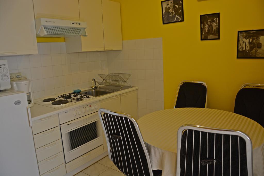 Apartments Gareta Carnac Phòng bức ảnh